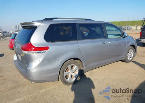 2012 Toyota Sienna Le V6 8 Passenger из США, поврежденный, VIN 5TDKK3DC3CS279132